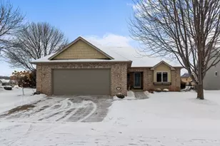 900 Clover Ct, Menasha, WI 54952 - Photo 62