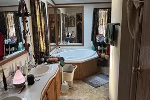 3330 N Casaloma Dr, Appleton, WI 54913 - Photo 8