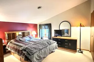 450 N Campbell Rd, Oshkosh, WI 54902 - Photo 8