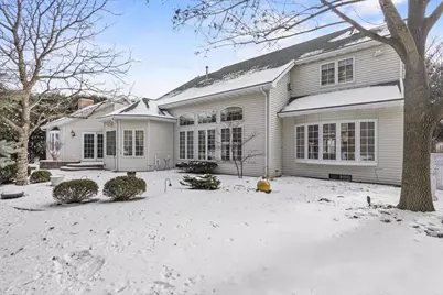 324 E Haddonstone Drive, Appleton, WI 54913 - Photo 2