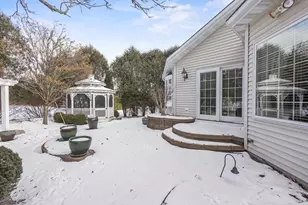 324 E Haddonstone Dr, Appleton, WI 54913 - Photo 38