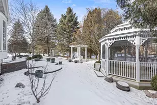 324 E Haddonstone Dr, Appleton, WI 54913 - Photo 36