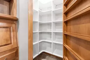 448 Harvest Rd, Green Bay, WI 54302 - Photo 14