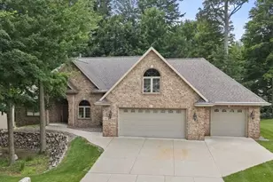 448 Harvest Rd, Green Bay, WI 54302 - Photo 1