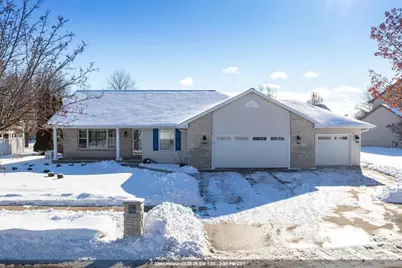 527 Applewood Drive, Kimberly, WI 54136 - Photo 1