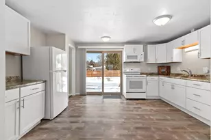 1140 S Evergreen St, Shawano, WI 54166 - Photo 14