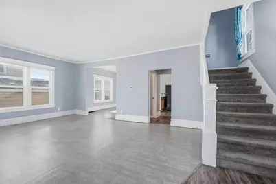 513 Evans Street, Oshkosh, WI 54901 - Photo 2