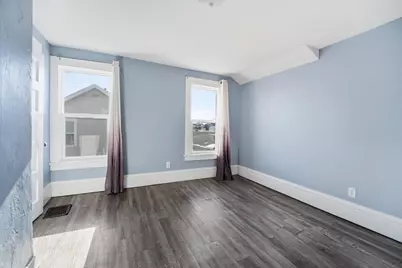 513 Evans Street, Oshkosh, WI 54901 - Photo 16