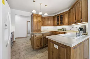 321 E Apple Creek Rd, Appleton, WI 54913 - Photo 8