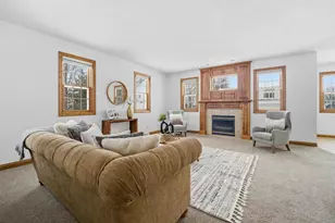 321 E Apple Creek Rd, Appleton, WI 54913 - Photo 2