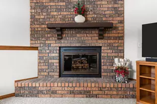 1258 Circle Dr, Green Bay, WI 54313 - Photo 22