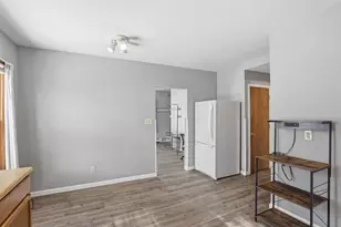 221 E Winnebago St, Appleton, WI 54911 - Photo 6