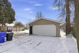 221 E Winnebago St, Appleton, WI 54911 - Photo 28