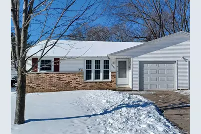 1151 Rockwell Road, Green Bay, WI 54313 - Photo 2