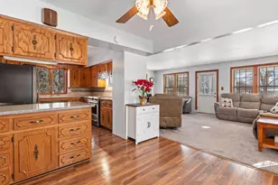 N7140 Winnebago Dr, Fond du Lac, WI 54935 - Photo 10