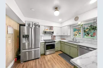 960 Shing Wa Uk Drive, Marinette, WI 54143 - Photo 12