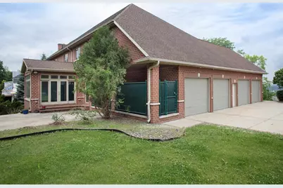 1750 Limestone Trail, De Pere, WI 54115 - Photo 4