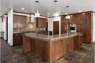 1750 Limestone Trail, De Pere, WI 54115 - Photo 24