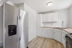 712 Louisa St, Crivitz, WI 54114 - Photo 2