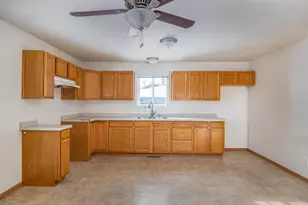 515 E Oak St, Kimberly, WI 54136 - Photo 2