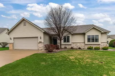 525 Wayfarer Court, Appleton, WI 54913 - Photo 1