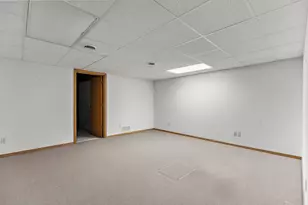 525 Wayfarer Ct, Appleton, WI 54913 - Photo 32