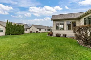 525 Wayfarer Ct, Appleton, WI 54913 - Photo 36