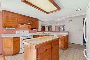 2445 Ingold Ct, Green Bay, WI 54301 - Photo 34