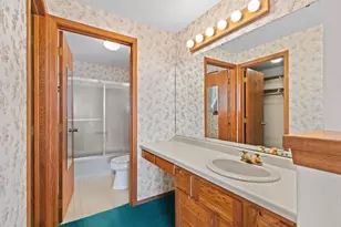 2445 Ingold Ct, Green Bay, WI 54301 - Photo 38