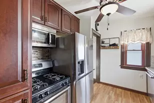 1314 N Harriman St, Appleton, WI 54911 - Photo 12