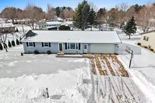 109 Ridge Rd, Clintonville, WI 54929 - Photo 4