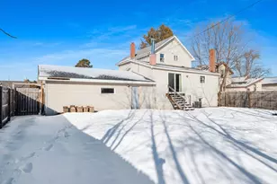 214 Baldwin St, Oconto, WI 54153 - Photo 24