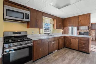 214 Baldwin St, Oconto, WI 54153 - Photo 16