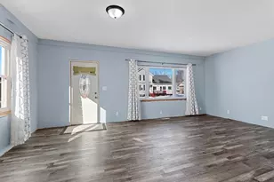 214 Baldwin St, Oconto, WI 54153 - Photo 4