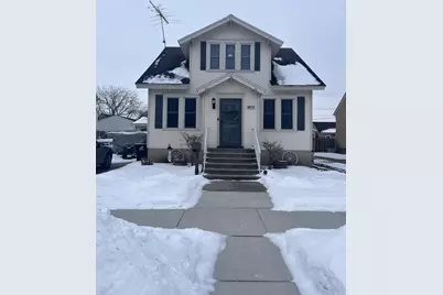 1613 17th Avenue, Menominee, MI 49858 - Photo 1