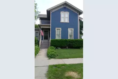 121 Watertown Street, Ripon, WI 54971 - Photo 2