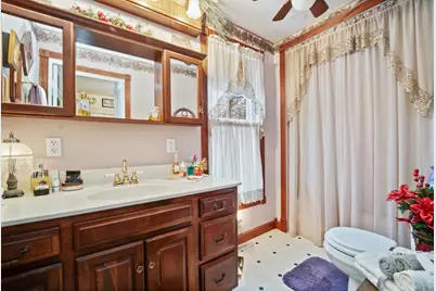 121 Watertown Street, Ripon, WI 54971 - Photo 8