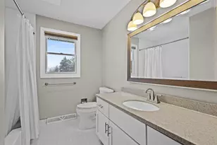 1729 N Blossom Dr, Appleton, WI 54914 - Photo 20