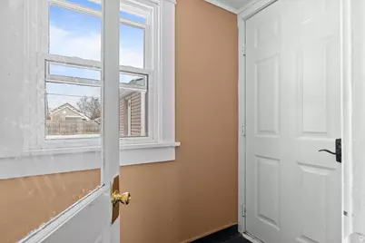 242 W 14th Avenue, Oshkosh, WI 54902 - Photo 36