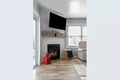 8052 Kolodzik Road, Winneconne, WI 54986 - Photo 8