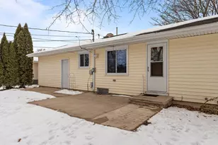 336 McKinley Ave, Omro, WI 54963 - Photo 28