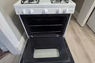 907 Jackson St, Oshkosh, WI 54901 - Photo 12