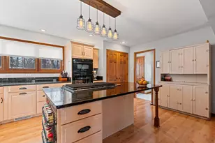 W7647 Patrick Pl, Beaver Dam, WI 53916 - Photo 8