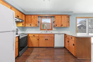 1800 E Byrd St, Appleton, WI 54911 - Photo 8