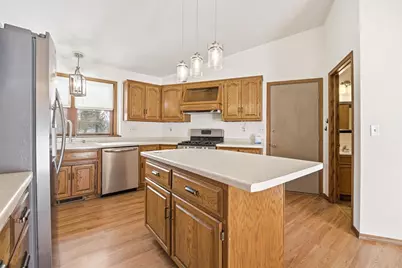 2688 Nicolet Drive, Green Bay, WI 54311 - Photo 10