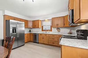 2519 S Eric Dr, Appleton, WI 54915 - Photo 12