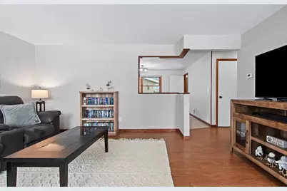 2519 S Eric Drive, Appleton, WI 54915 - Photo 8