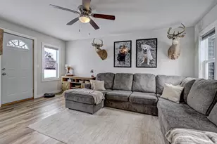 8560 E Ct St, Mukwa, WI 54961 - Photo 14