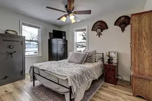 8560 E Ct St, Mukwa, WI 54961 - Photo 18