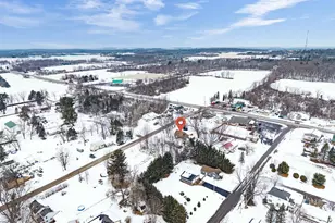 8560 E Ct St, Mukwa, WI 54961 - Photo 36